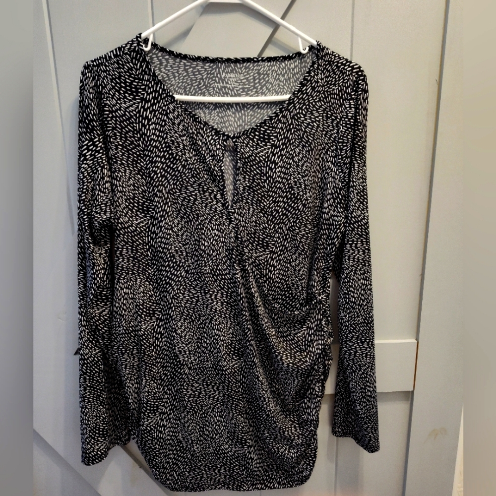 Women's size Large Motherhood maternity shirt